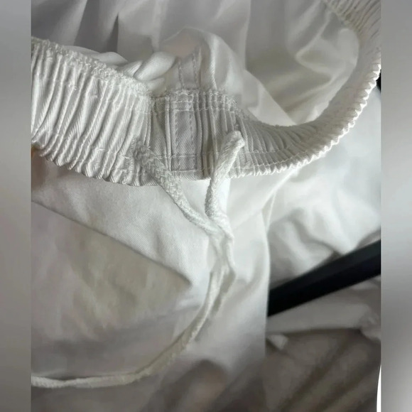 Kids Karate Uniform White Gi Size 2 w/ Belt Martial Arts Taekwondo Judo - Picture 8 of 13